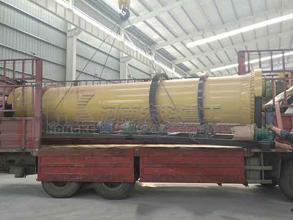  駐馬店西平縣1米&times;6米的豬糞烘干機(jī)發(fā)貨現(xiàn)場