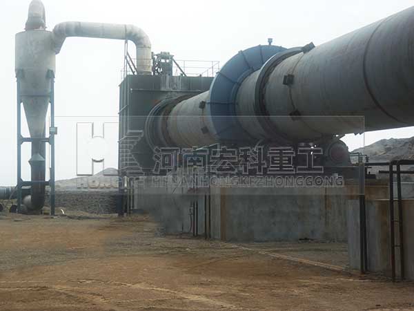 新疆哈密雙段陶?；剞D窯生產現場