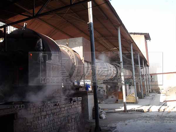 澠池頁(yè)巖陶粒砂回轉(zhuǎn)窯生產(chǎn)線生產(chǎn)現(xiàn)場(chǎng)